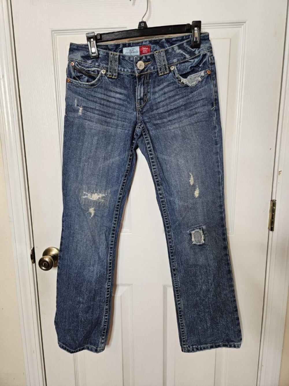 Aeropostale Chelsea  Bootcut Jeans Size 3/4 Short 29" INSEAM DISTRESSED